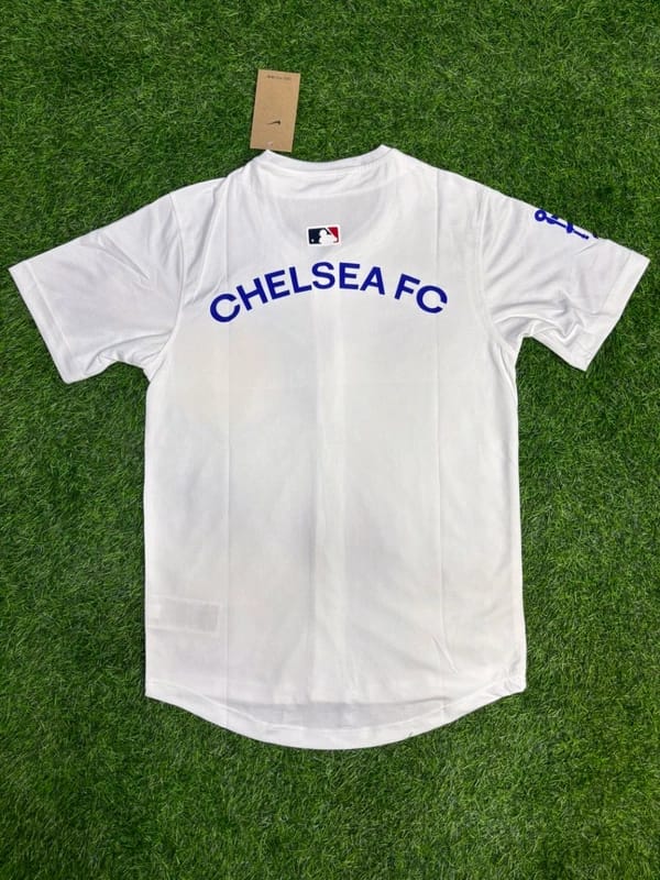 Baseball Unisex Jersey Chelsea. Step out in true fan style with this Baseball Unisex Jersey, blending classic sports fashion with modern comfort. Designed in the iconic pinstripe colorway, this jersey