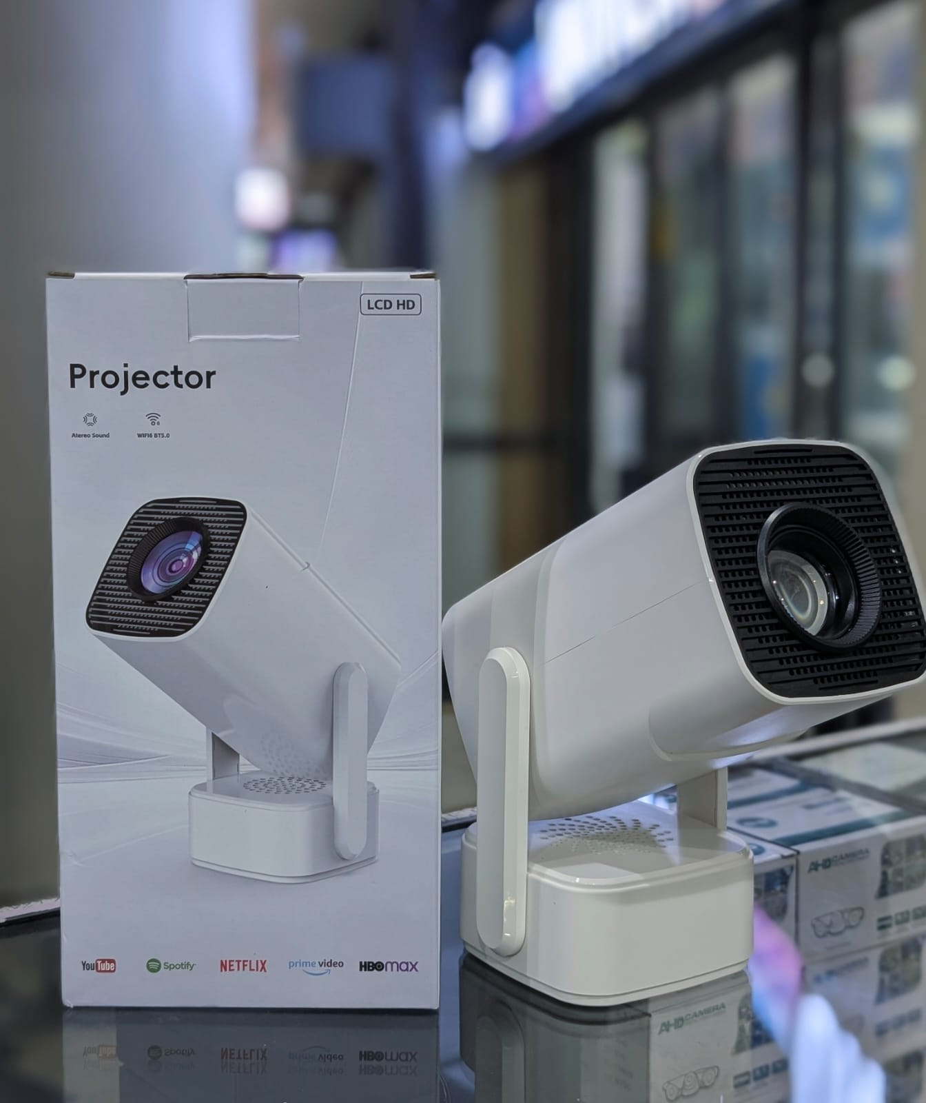 HY800 18000 Lumens 4K Ultra HD 1080P Smart Android WiFi Bluetooth 5.1 Projector with Built-In Speaker, HDMI USB Interface, High Resolution Portable Home Theater Cinema Mini Projector 1920*1080 FHD