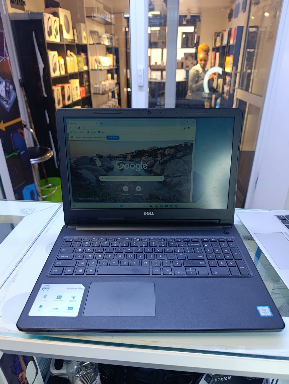 LOW BUDGETS LAPTOP DELL INSPIRON 15 -3000 INTEL CORE I3 WITH 4GB RAM MEMORY1TB HDD WINDOWS 10 15 INCHES WITH NUMERIC KEYBOARD