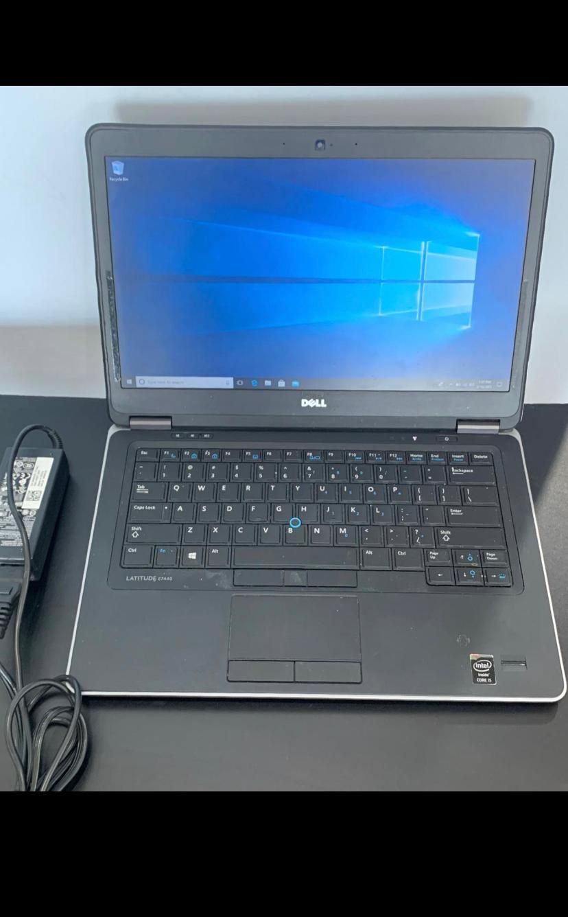 LAPTOP DELL LATITUDE E7440 4TH GENERATION 8GB RAM MEMORY 256GB SSD SILVER BLACK COLOR INTEL CORE I5 WITH FREE MOUSE WITH ACTIVATED WINDOWS AND OFFICE