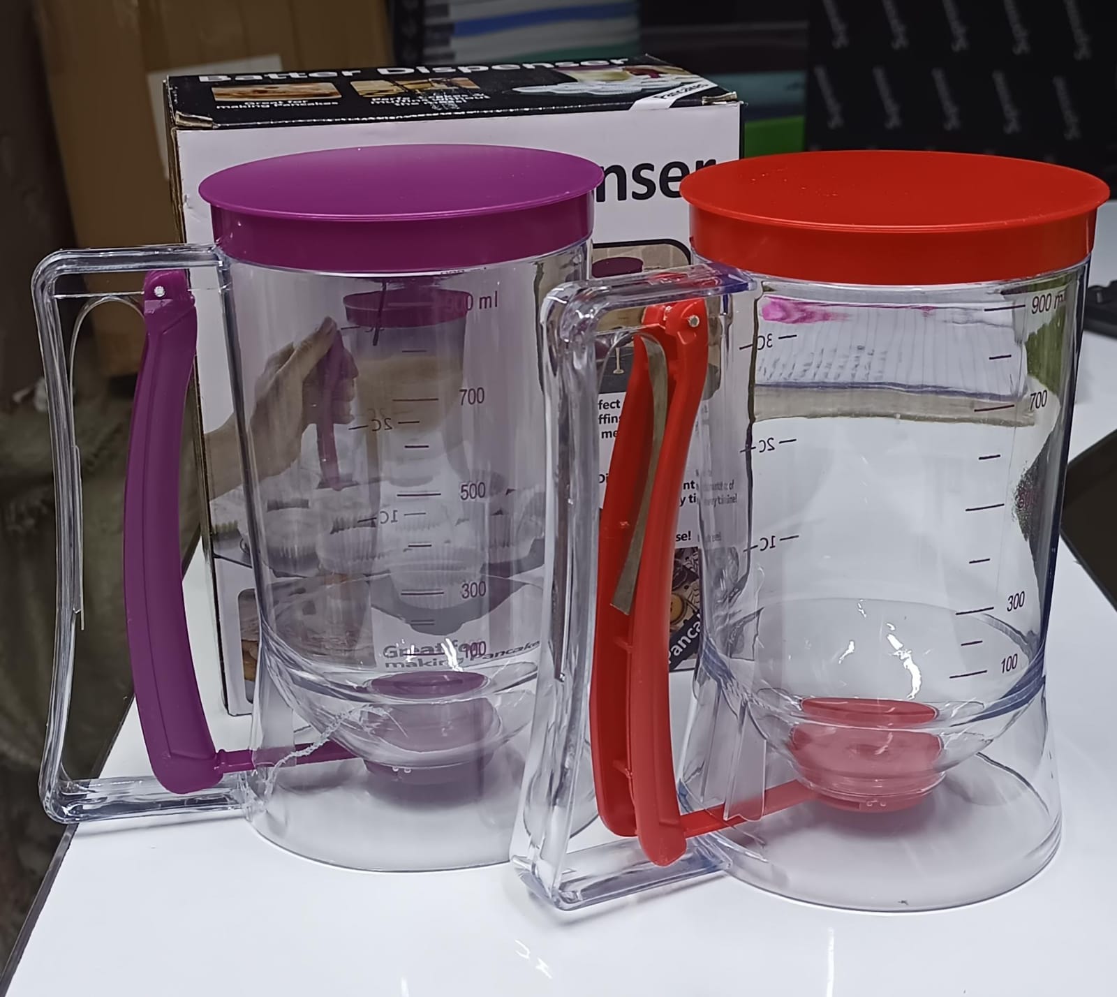✅️✨️MADE EASY🍌🍂Nunix Batter Mixer Dispenser For, Cake, Cupcakes, Pancakes, Muffin.Pancake Machine mixes batter and dispenses straight to pan.
Simply add ingredients, mix with and dispense, all from
