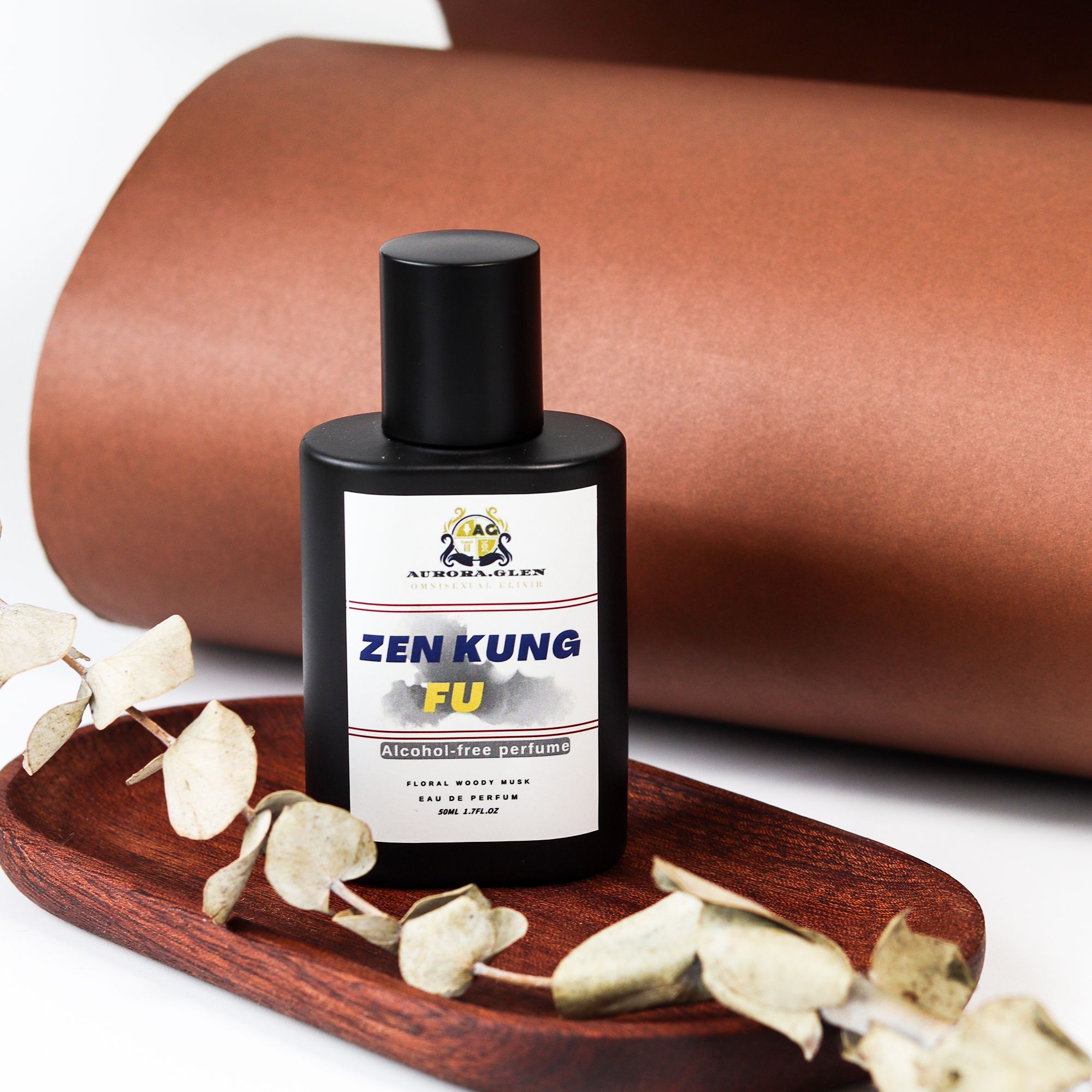 Woody fragrance collection! All your favorite woody perfumes are here. Long-lasting woody fragrances for men: cedar, agarwood, tobacco, sandalwood, lemon, and black pepper.50ml Charming Date Perfume