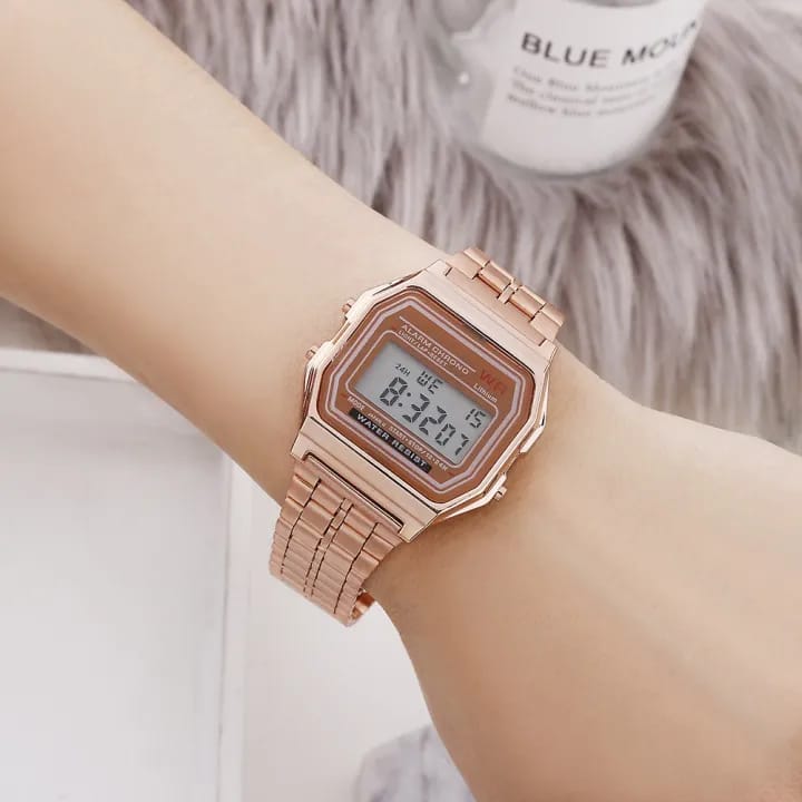 Casio  Design Watch| Digital Watch | LED Light | 1/100 SEC Stopwatch | Regular Time Keeping (HR, Min, SEC, PM, Date, Day) | Daily Alarm | Lightweight | 7 Year Battery