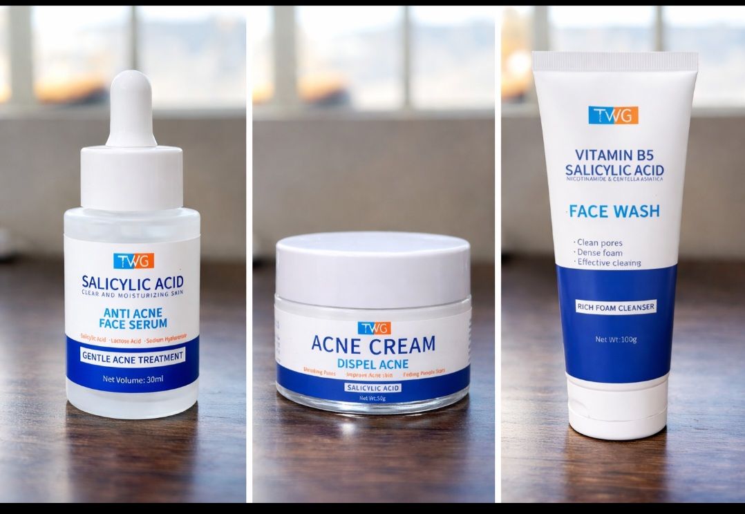 TWG 4PCS CLEAR GLOW ACNE SET PURE SKIN SALICYLIC KIT
VITAMIN B5 SALICYLIC ACID FACE WASH +SALICYLIC ACID EXFOLIATING ACID PADS FACE TONER PADS+SALICYLIC ACID ANTI ACNE FACE SERUM+ACNE CREAM