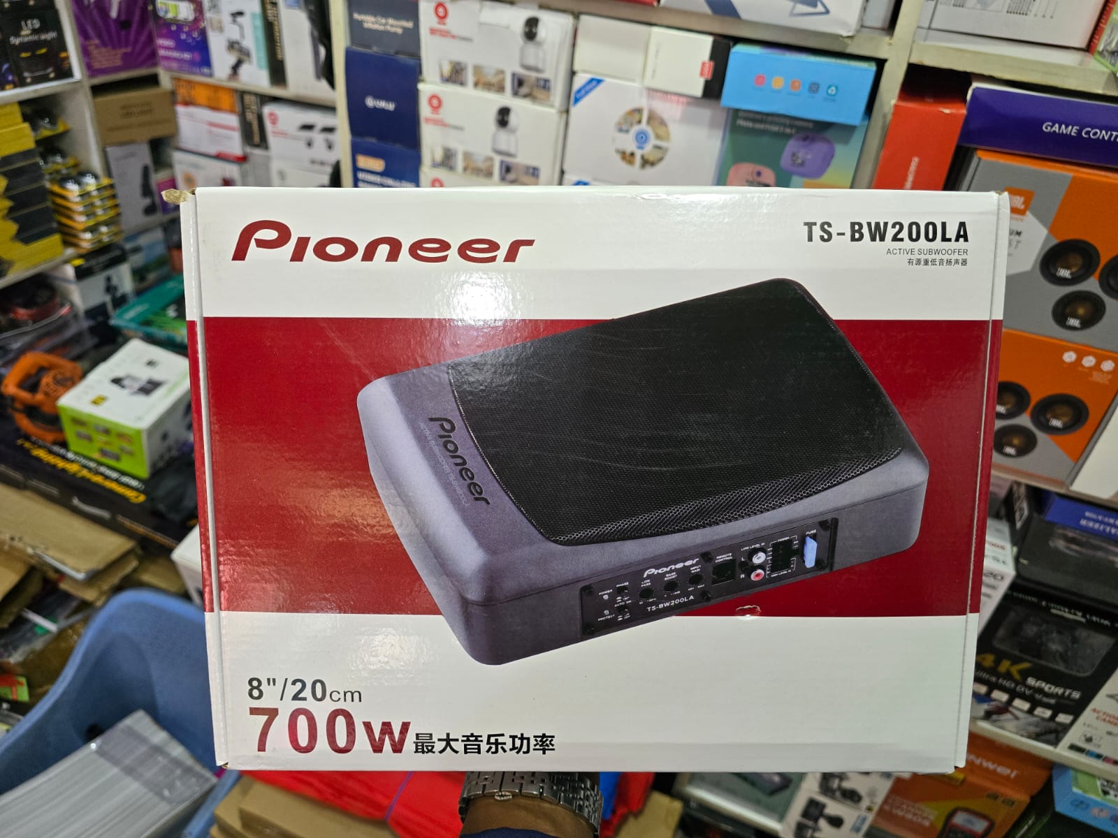 Pioneer BW200 (700W) Subwoofer
Upgrade your car audio experience with the powerful Pioneer BW200 700W Subwoofer, designed to deliver deep, punchy bass while saving space in your vehicle. Its compact d