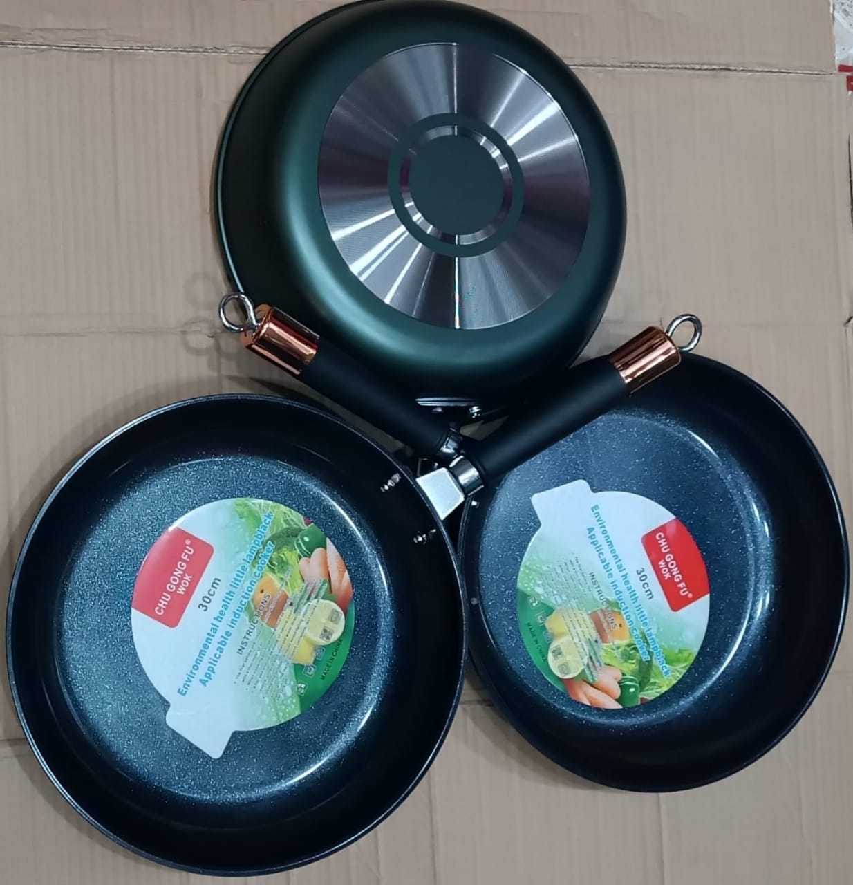 Generic Granite Heavy Duty Terazzo Nonstick Frying Pan/ This frying pan is perfect for deep frying, shallow frying or making stir fried vegetables Its easy to clean as it is made of granite.