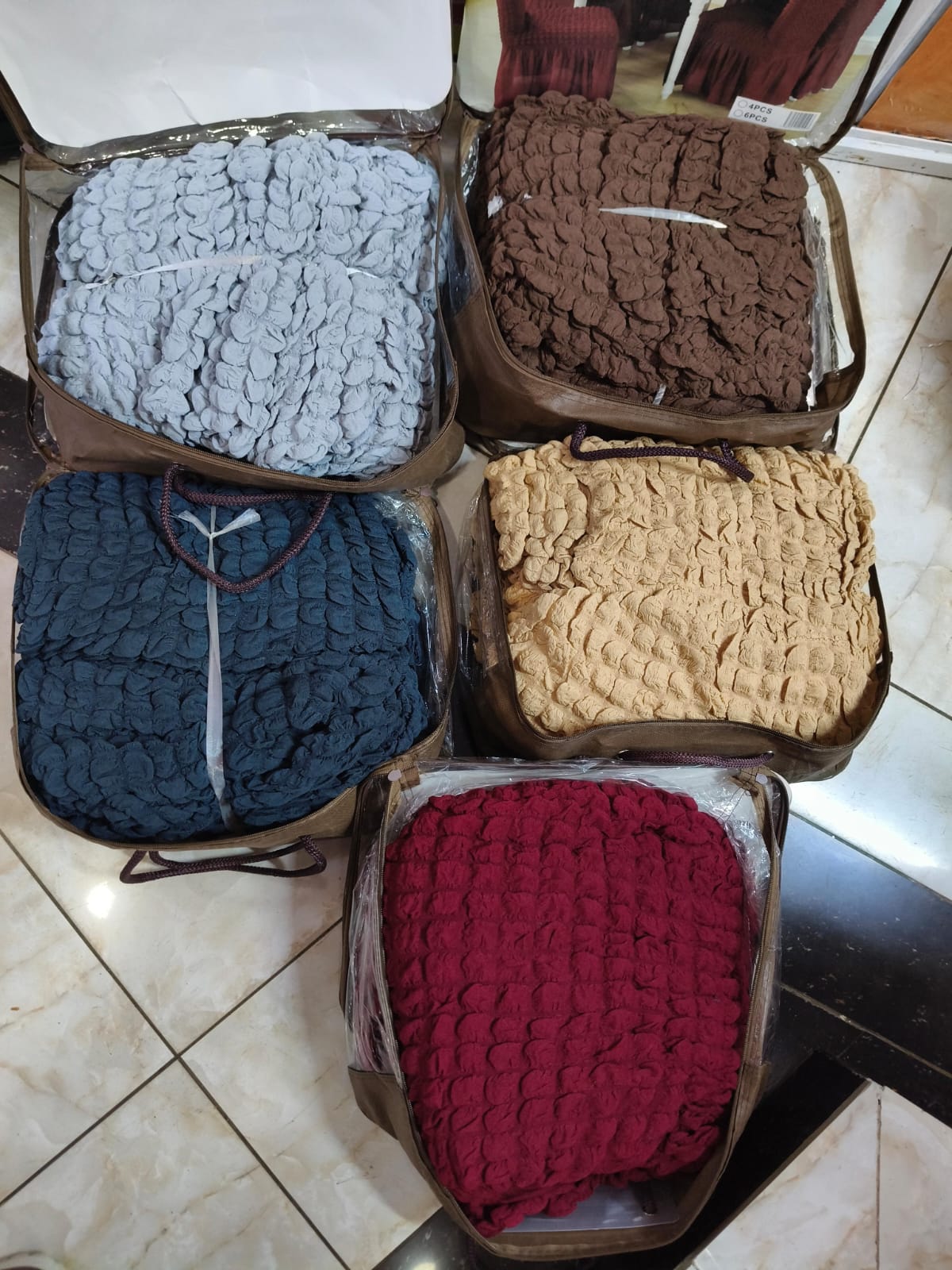 Bubbles Loose Sofa Seat Covers for 7-Seater Set (3+2+1+1) – Stretchable, Washable, Anti-Slip Elastic Fabric Couch Protector