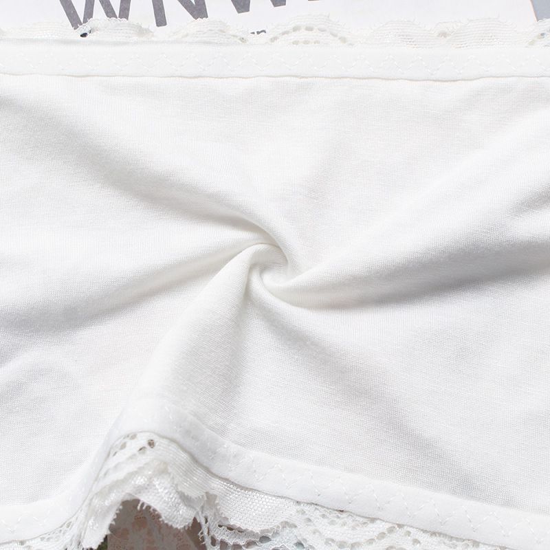 Sexy lace halter neck bralette for women, seamless and unpadded undergarment