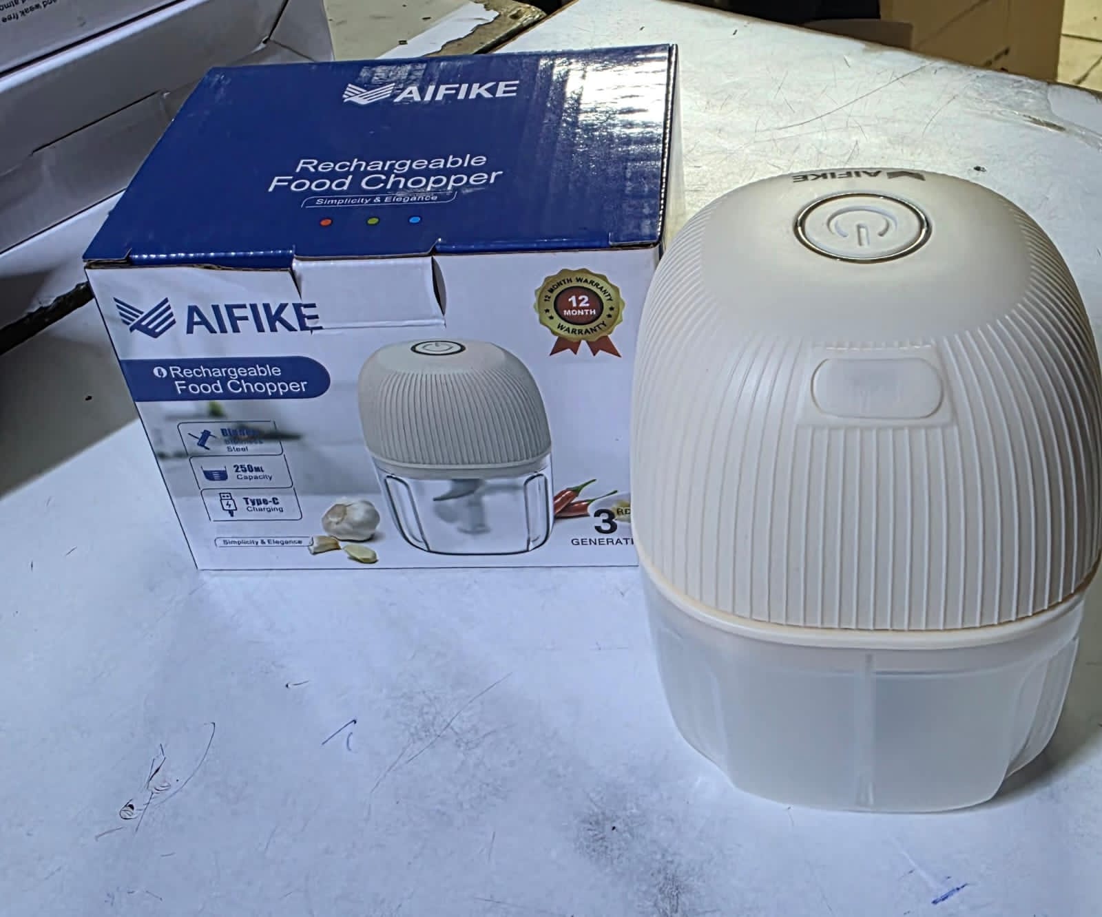 Aifike 250ml Rechargeable Food Chopper – Portable Electric Garlic, Onion & Vegetable Mincer – Stainless Steel Blades, Type-C Charging,  Compact Kitchen Essential