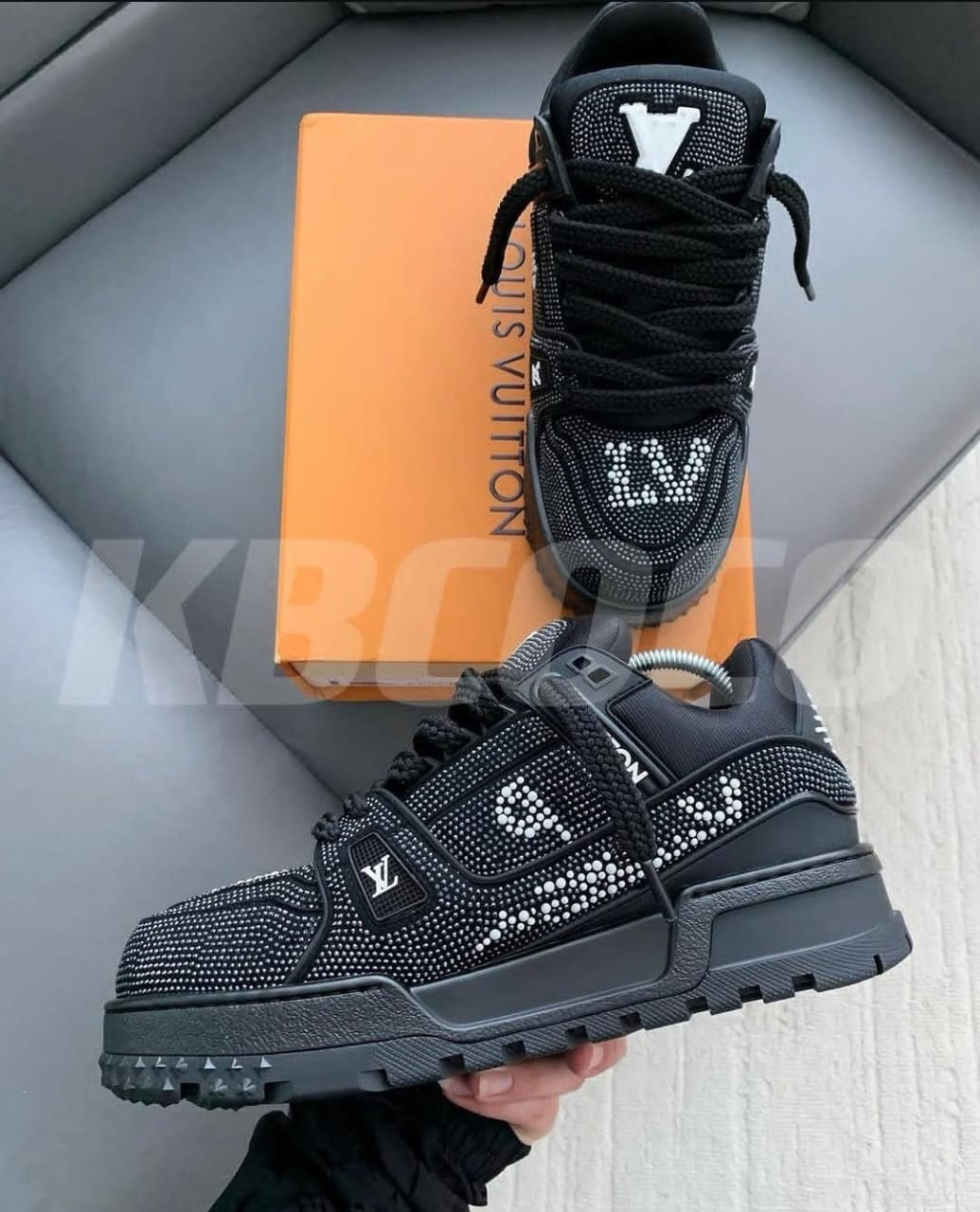 ORIGINAL LOUIS VUITTON SNEAKERS, LV SKATE , HIGH QUALITY SNEAKERS.