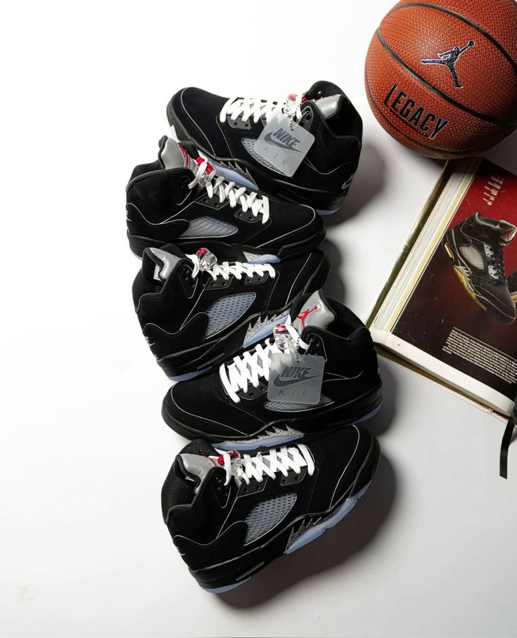 Classic Air Jordan Retro 5, Men's Shoes Sneakers.