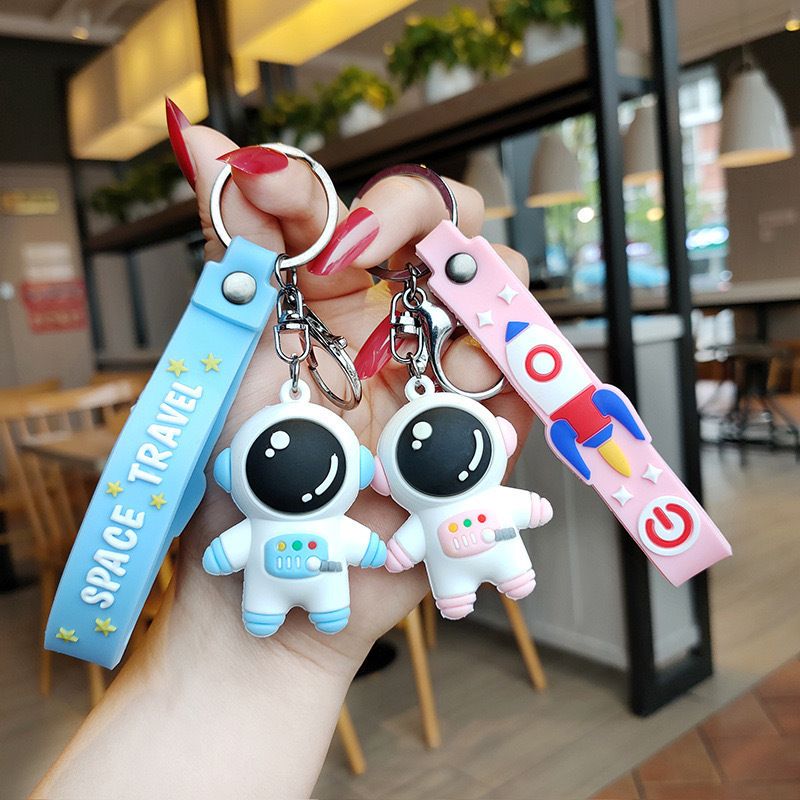 Astronaut Spaceman Keychain Keyring Car Keychain Pendant Student Cartoon Gift Doll Charm Backpack Pendant Gift For Girlfriends And Colleagues