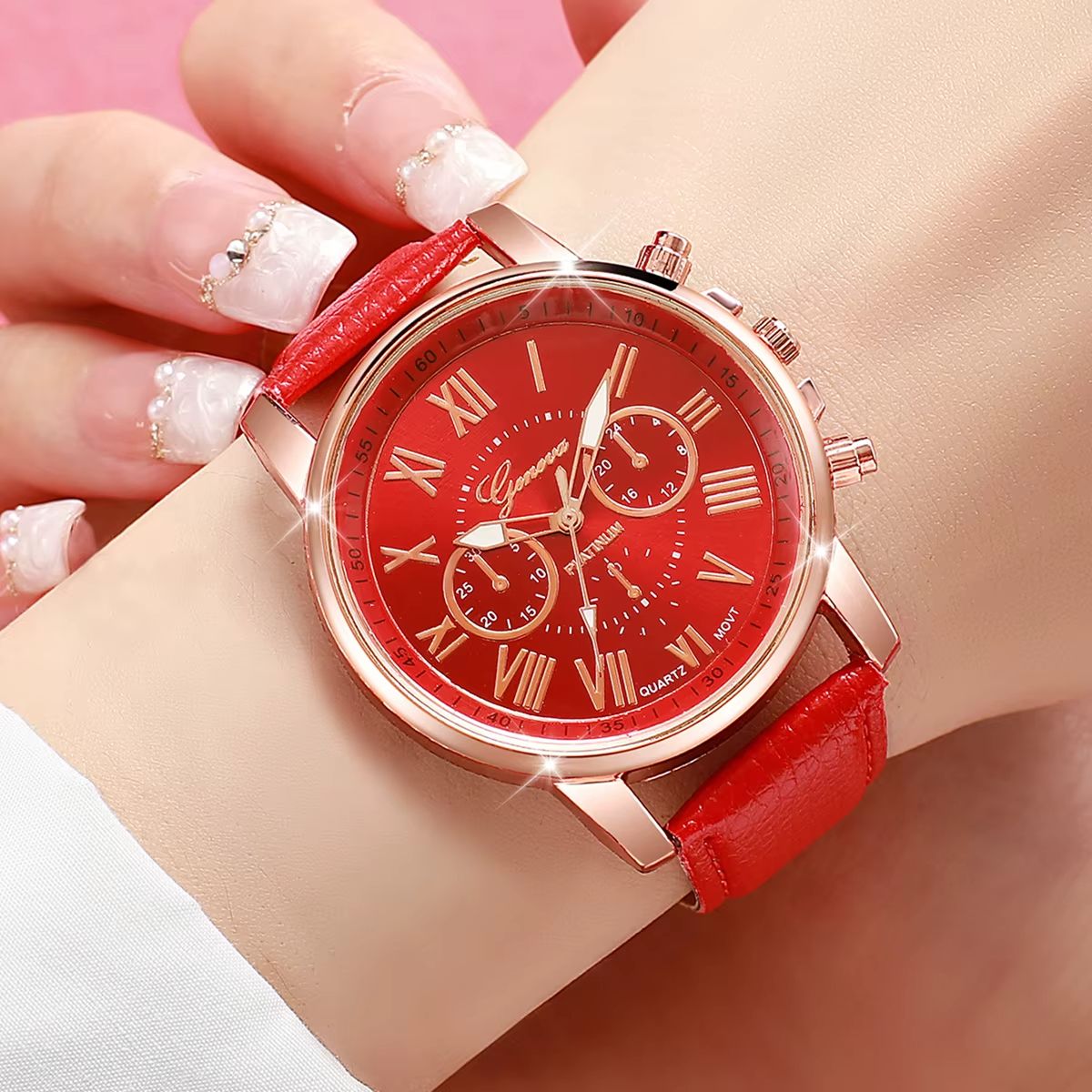 6 In 1 Women's Watch Jewelry Stylish And Casual Quartz Watch Paired With Exquisite Jewelry (Including 5 Bracelets iIn Different Styles)—Set For Daily Party Birthday Gift