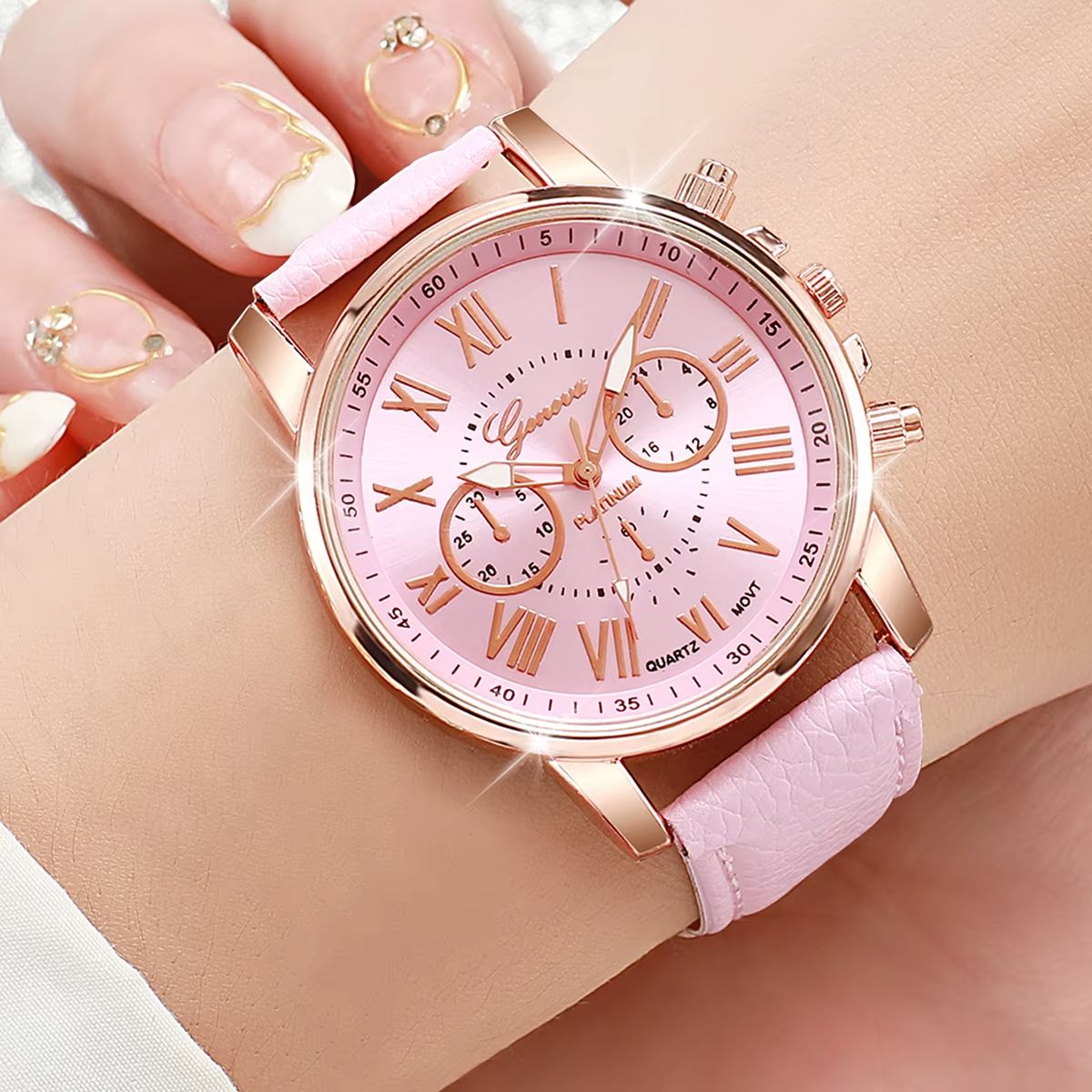 6 In 1 Women's Watch Jewelry Stylish And Casual Quartz Watch Paired With Exquisite Jewelry (Including 5 Bracelets iIn Different Styles)—Set For Daily Party Birthday Gift