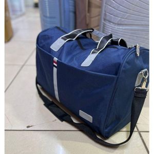💦🪄High Quality Unisex waterproof travel duffle bags💦🪄Super High Quality and Durable material
Modern Timeless design to make you stand out.
Large carrying capacity with multiple compartments
Multif