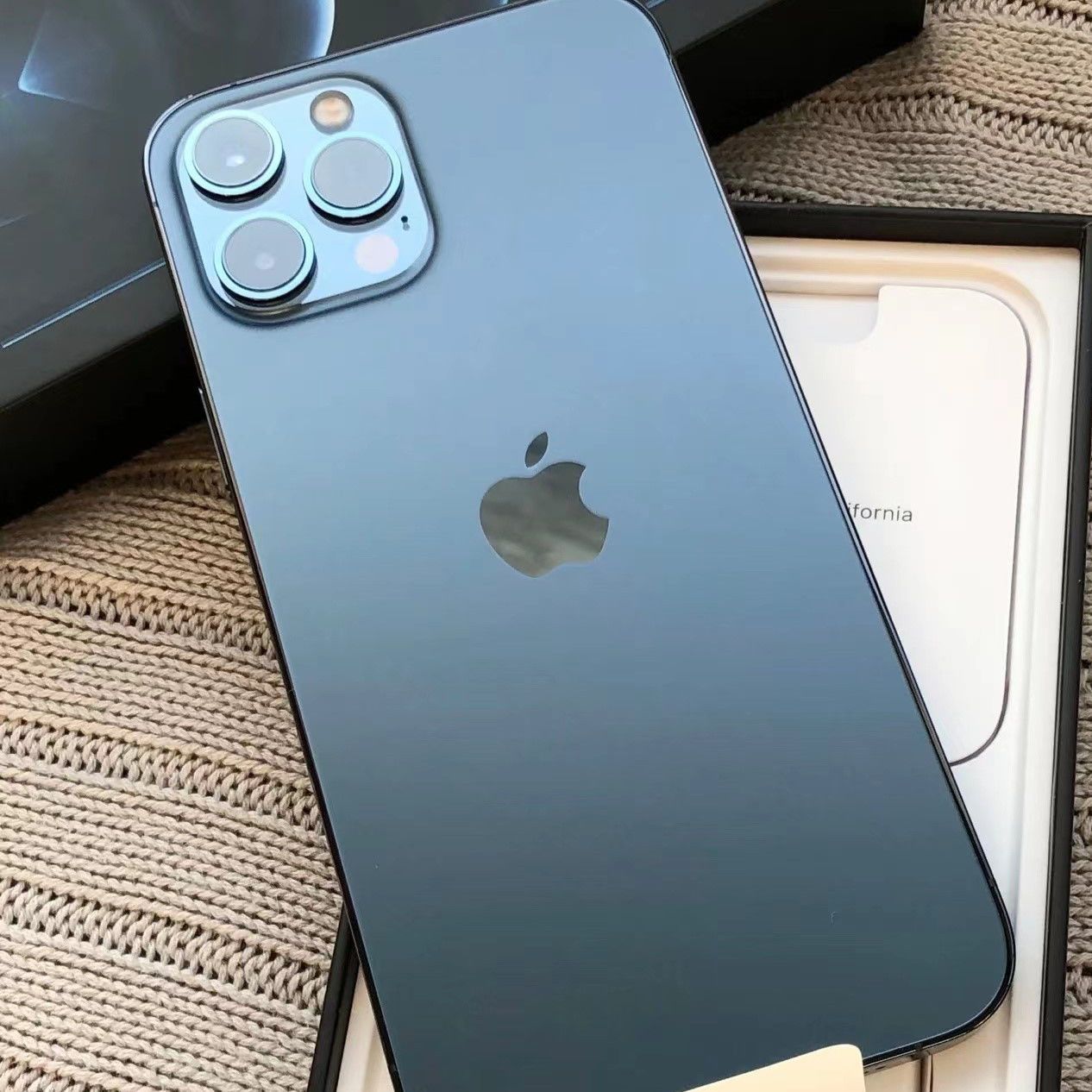 iPhone 12 Pro Max high quality Class A+ with 12 months warranty refurbished phone, original color choices with 128GB/256GB/512GB, free phone case as purchase gift available