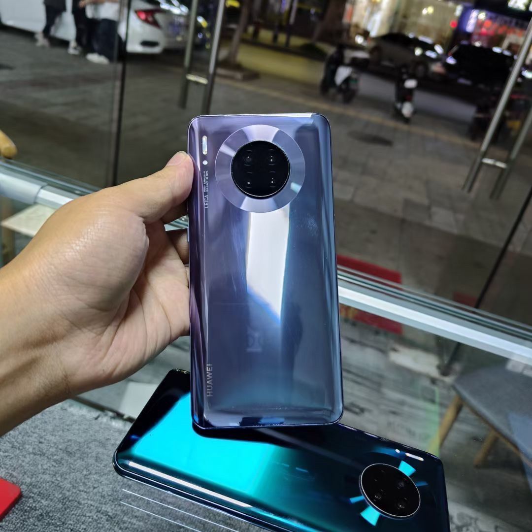 Huawei Mate 30 5G with original color choices Class A+ quality refurbished 128GB/256GB for ROM can be access to Google service through guidance of our shop all the necessary apps installed