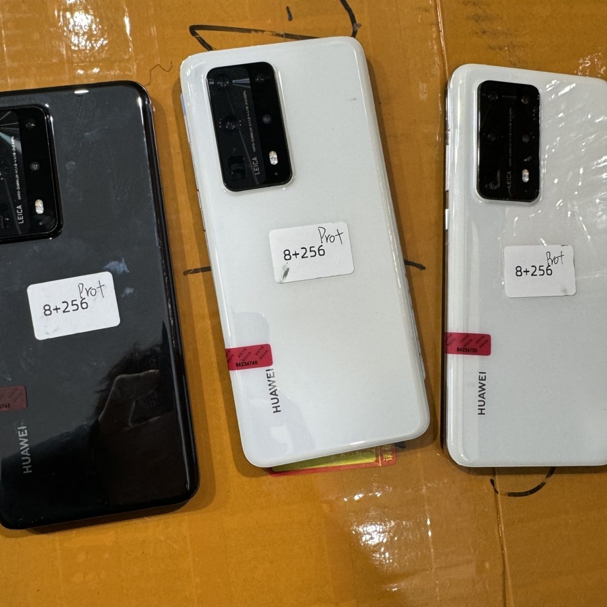 Huawei P40 Pro 8+128GB / 8+256GB quality Huawei smart phones, access to Google apps, App Gallery, APK Pure original quality very nice camera good battery efficiency.