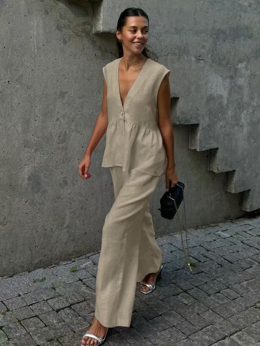 Summer new women's two-piece fashion solid color sleeveless V-neck vest blouse slacks suit is suitable for daily leisure office commuting date.