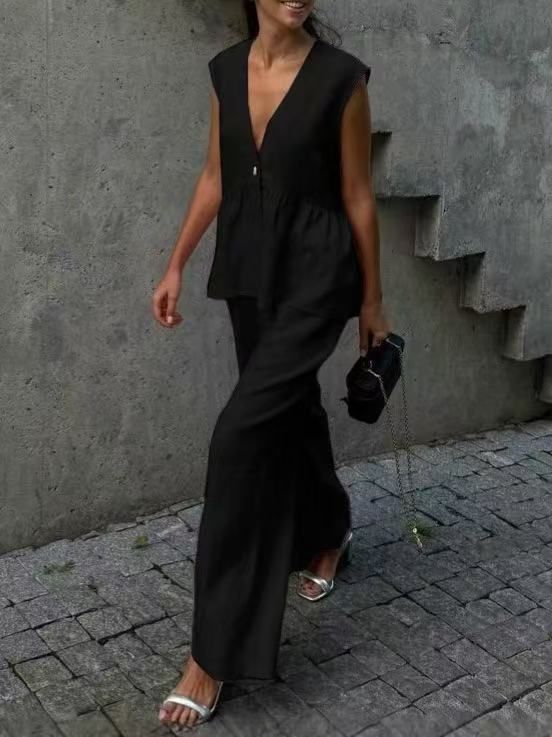 Summer new women's two-piece fashion solid color sleeveless V-neck vest blouse slacks suit is suitable for daily leisure office commuting date.