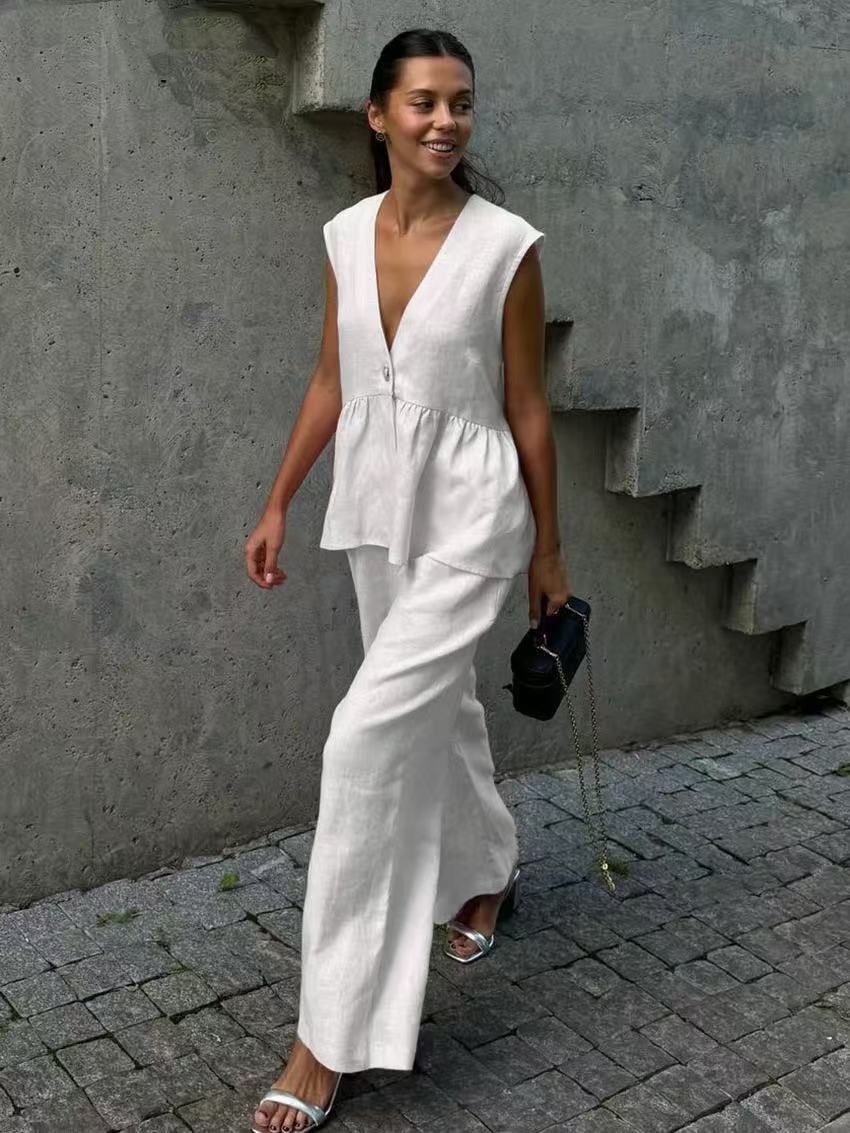 Summer new women's two-piece fashion solid color sleeveless V-neck vest blouse slacks suit is suitable for daily leisure office commuting date.