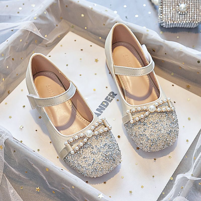 New girls' shoes Princess shoes sequined soft-soled performance shoes with dress shoes are suitable for birthday parties, school Christmas parties and banquets.