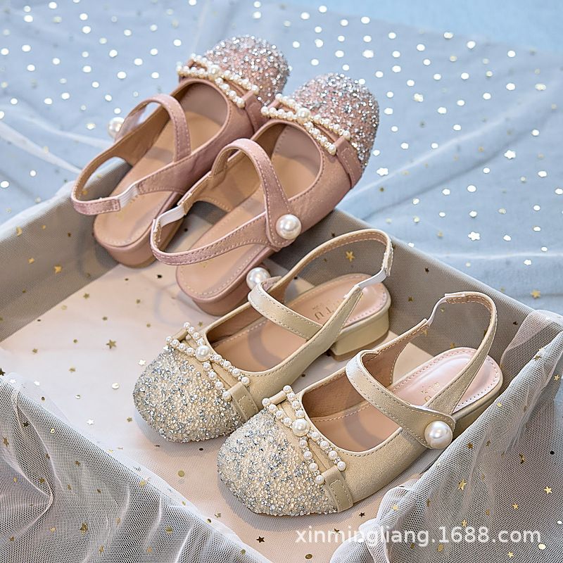 New girls' shoes, high-heeled princess shoes, children's leather shoes with dresses, little girl Mary Jane's fashion sandals are suitable for birthday parties, school Christmas parties and banquets.