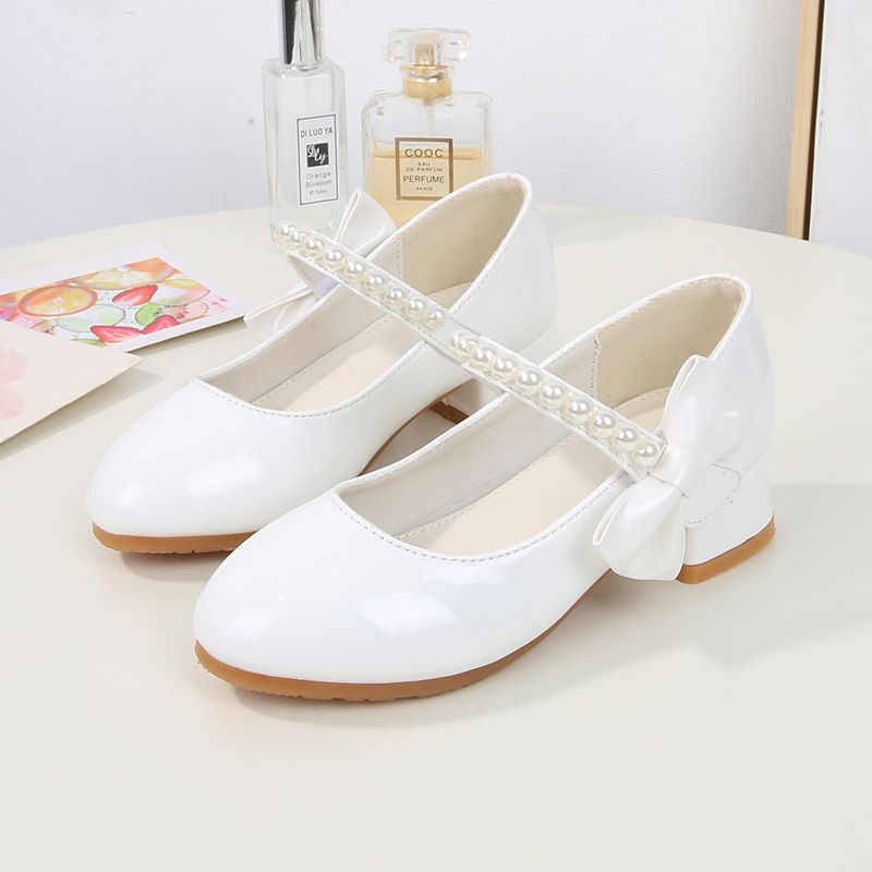 New girls' shoes Princess shoes Pearl round-headed shoes with dress bow high-heeled shoes are suitable for daily casual birthday parties, school Christmas parties and banquets.