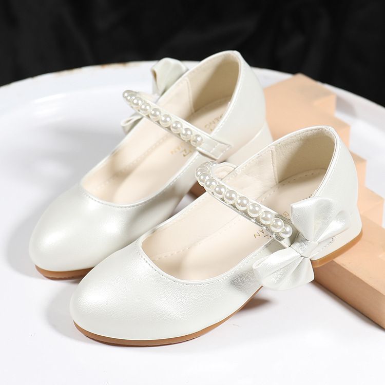New girls' shoes Princess shoes Pearl round-headed shoes with dress bow high-heeled shoes are suitable for daily casual birthday parties, school Christmas parties and banquets.