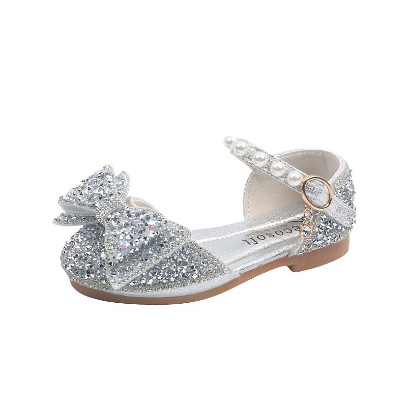 New girls' shoes, Princess shoes with dresses, girls' sandals and Pearl bow shoes are suitable for daily casual birthday parties, school Christmas parties and banquets.