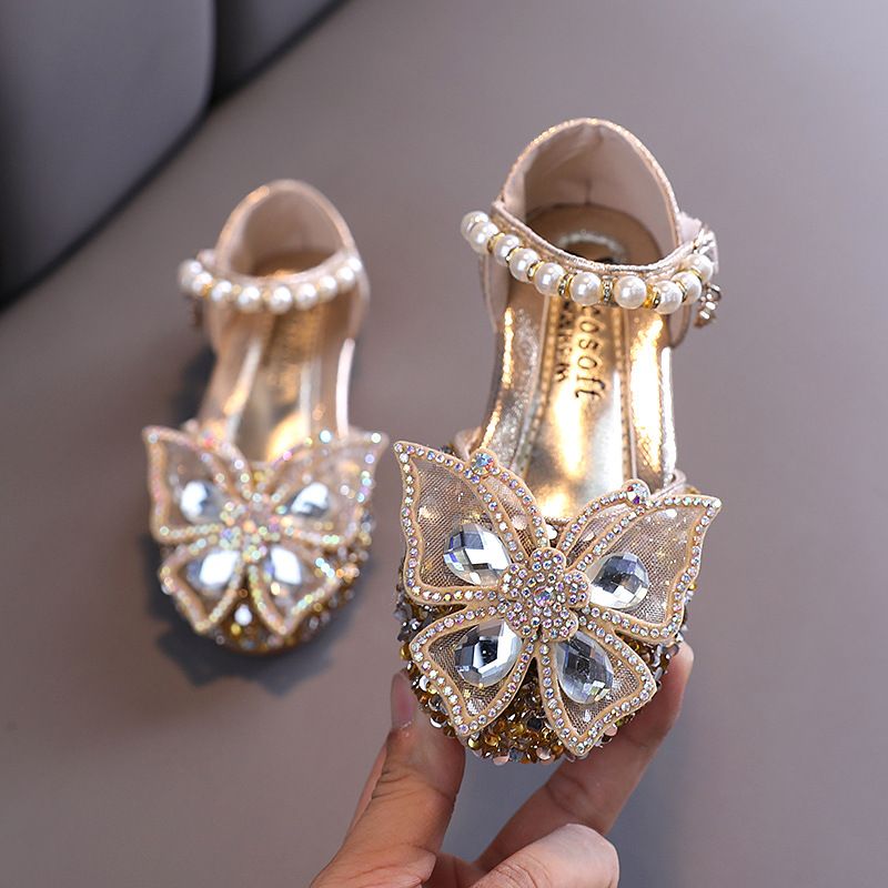 New girls' shoes Princess shoes bow rhinestone girls' sandals with dress shoes are suitable for daily casual birthday party, school Christmas party and banquet performance.