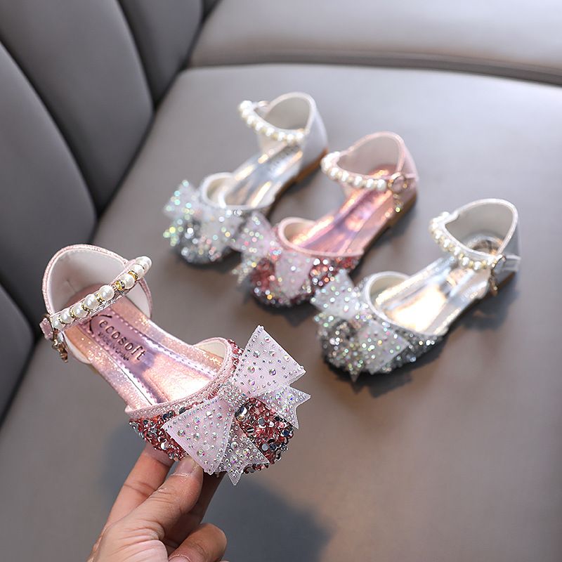 New girls' shoes Princess shoes Sandals bow Pearl sequins with dress shoes are suitable for daily casual birthday parties, school Christmas parties and banquets.