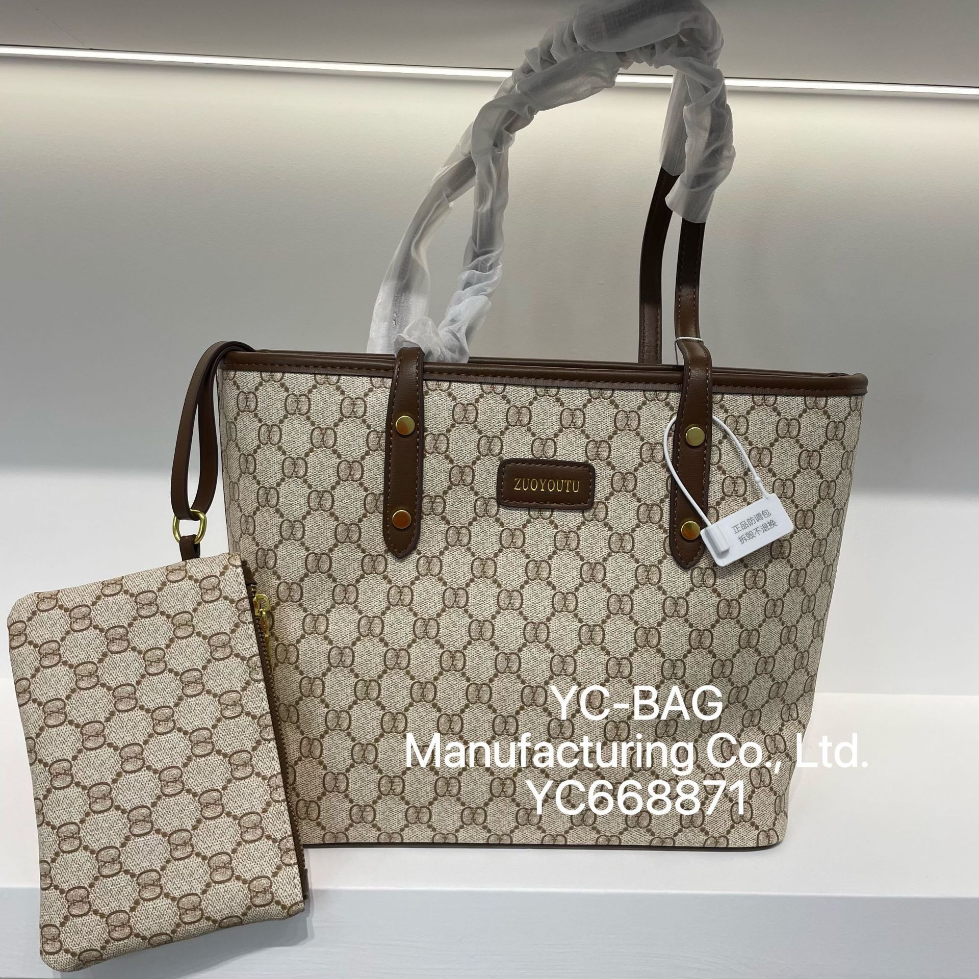 New handbag fashion tote bag large capacity handbag vintage Joker shoulder bag with reading letters is suitable for daily leisure commuting parties.