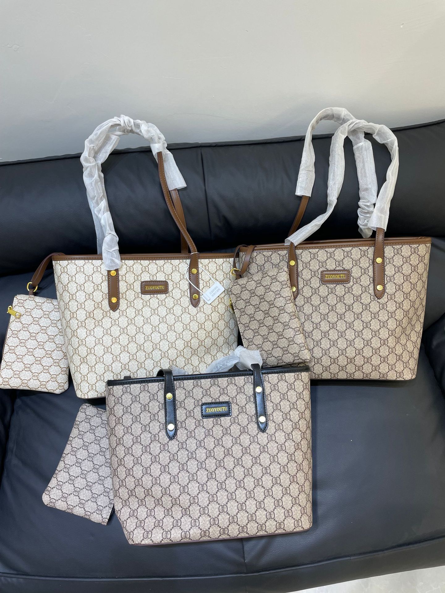 New handbag fashion tote bag large capacity handbag vintage Joker shoulder bag with reading letters is suitable for daily leisure commuting parties.