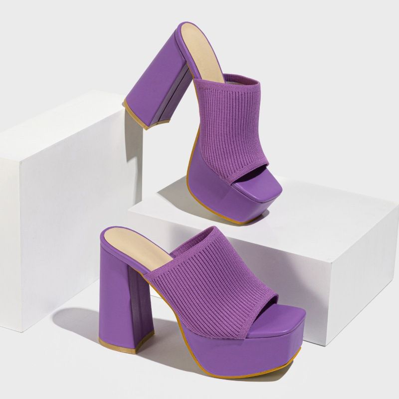 New women's shoes in summer are fashionable, solid color, knitted thick-heeled, high-heeled sandals and slippers, and fishmouth sandals are suitable for daily leisure commuting parties and banquets.