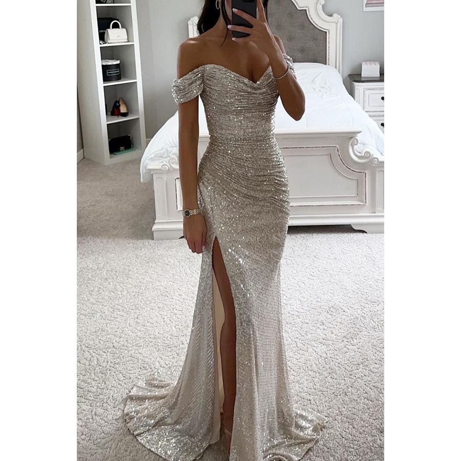 New women's dresses in summer are fashionable, solid color, sleeveless and strapless, and sequined long dresses are suitable for daily leisure party dinner dresses.