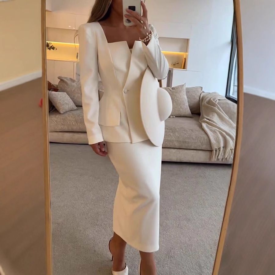 New women's two-piece fashion solid color long-sleeved suit jacket slim long skirt suit is suitable for daily leisure commuting office party.