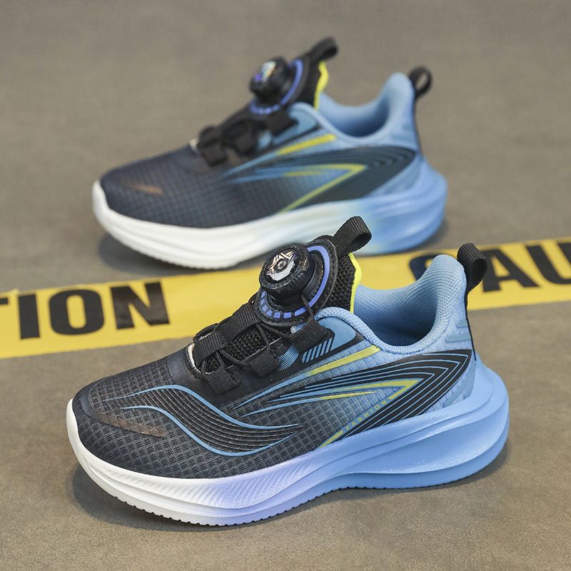 The new boys' sports shoes are light, breathable, non-slip and children's running shoes with rotating buckle mesh surface are suitable for daily leisure sports and outdoor running training.