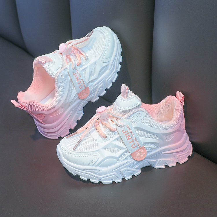 The new girls' sports shoes are light, breathable, non-slip lace-up and soft-soled. Old boys' running shoes are suitable for daily leisure sports and outdoor running training.