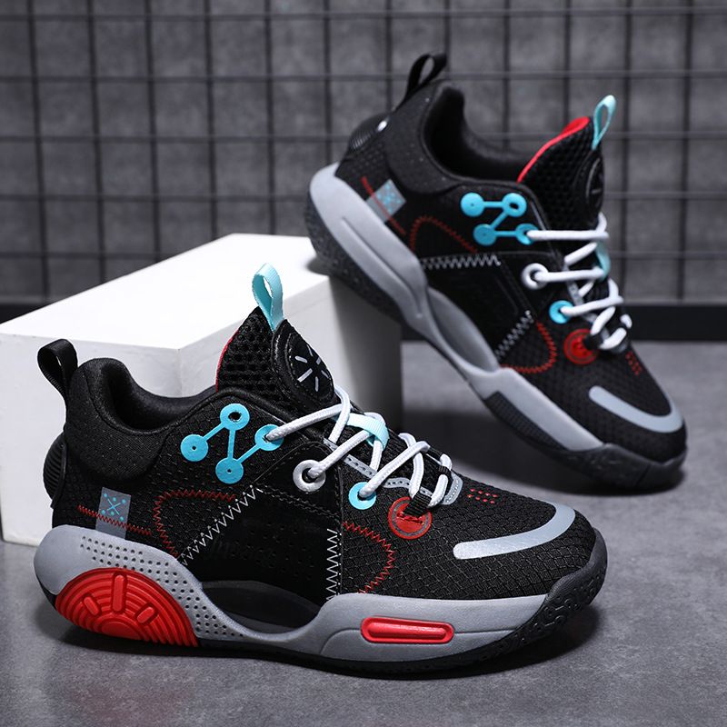 The new boys' sports shoes are light and breathable with non-slip and wear-resistant soft soles. Children's leisure running shoes are suitable for daily leisure sports and outdoor running training.