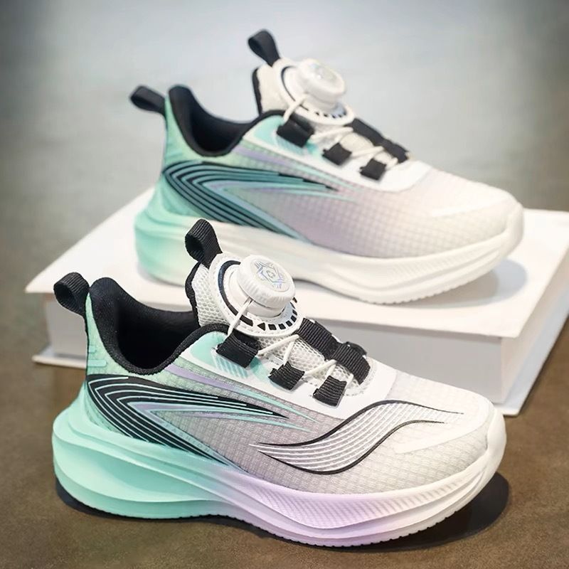 The new boys' sports shoes are light, breathable, non-slip and children's running shoes with rotating buckle mesh surface are suitable for daily leisure sports and outdoor running training.