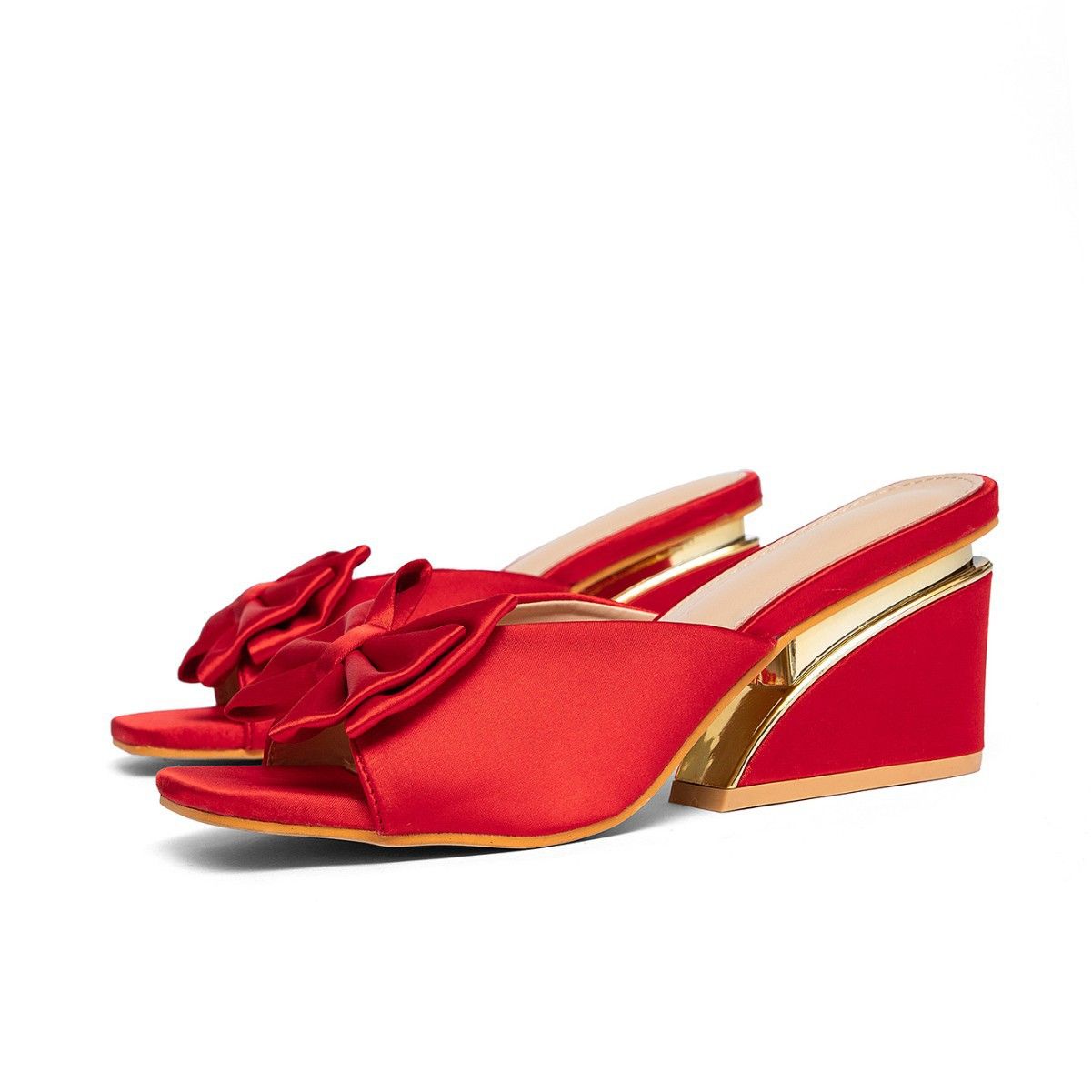 New women's shoes in summer with square bow, wedge sandals and open toes, high-heeled sandals and slippers are suitable for daily leisure commuting parties.
