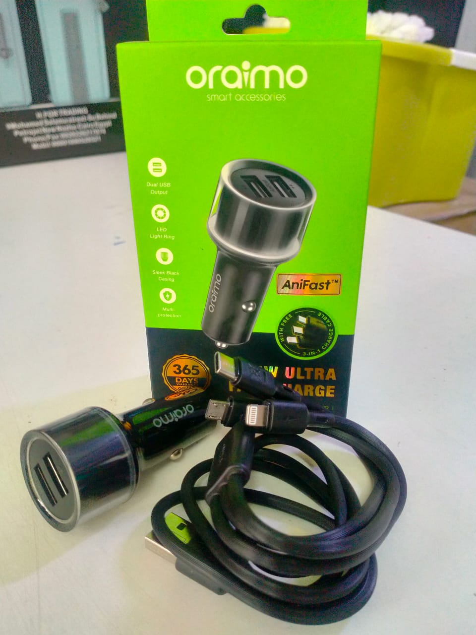 Oraimo car fast charger complete 
Head+3cable headers!!!!!!!!!!1