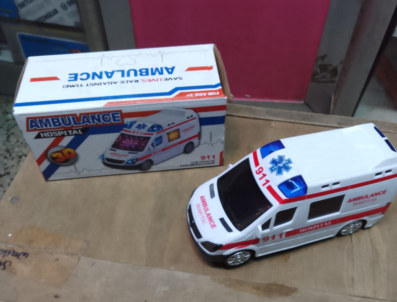 Emergency ambulance toy car.Emergency Vehicle  Piece Set! Let kids explore the world of Australian emergency vehicles with three recognised vehicles: an ambulance, police car and rescue truck crafted