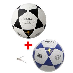 ✅️▪️FIFAXAPPROVEd✅️🪄Mikasa Size 5 Soccer Ball Black & White+ Free Blue & White+ free red and white🪄🍆Leather soft and hard moderate
Good wear resistance,resistant to kick
Long-term use can still mai