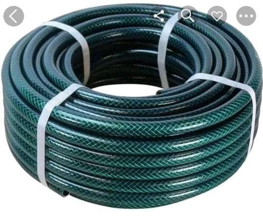 GENERIC 3/4''BRAIDED HEAVY DUTY HIGH PRESSURE HORSE PIPE 50MTRS🎀Made from high-grade materials, this pipe allows for many years of durable and reliable use. It features an easy-to-handle hose that pr