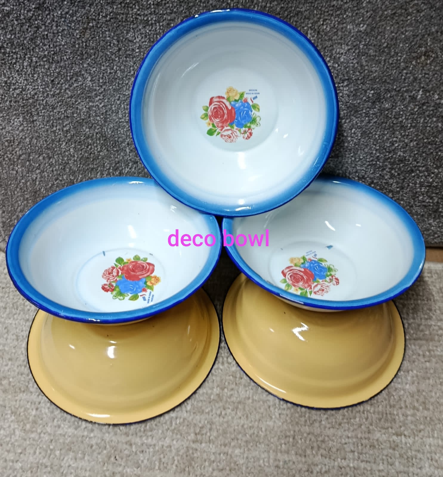 ON STOCK🎉Nice One Enamel Deco BOWLS 6pc🎀pick up the set for YOUR retro kitchen. They’re perfect for left and right-handed vintage lovers too. They allow all you creatives to go wild with your waterp