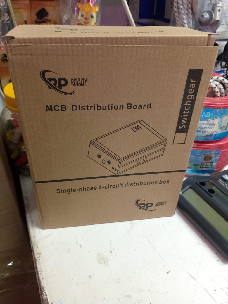 🎀📍ZY CONSUMER UNIT BOX 2-4 Way Circuit Breaker Distribution Box🎇Made of high quality ABS and PC plastic, this distribution box is durable and sturdy. Main Color: White; Net Weight: 309g; Model: HT-