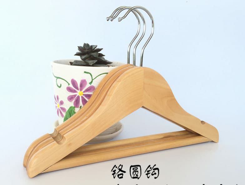 🎇3PCS DURABLE QUALITY🦋Wooden Hangers📍Strong and durable
Used at home, hotels, clothes shops
Used in laundry business
Can fit in all closets and wardrobe
100 % Good Quality🪰📍