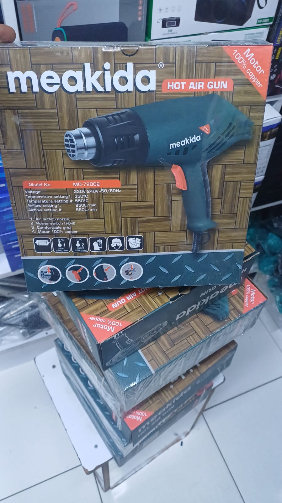 Meakida heatgun. Ergonomically engineered pistl grip for prolonged usein defrosting of icy stairs, steps door locks, trunk lids, car doors,water pipes.Heat isolation cap ensures user safety.